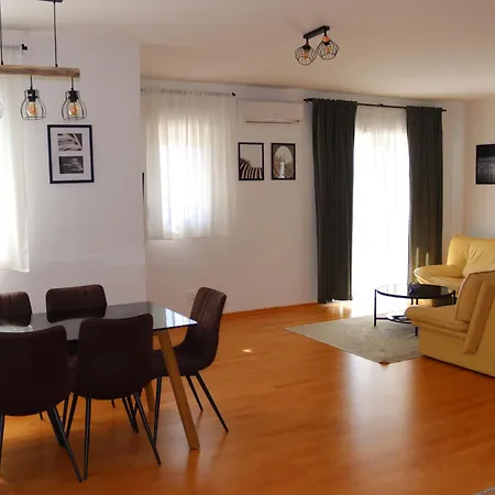 Apartment With Parking Space - 24226 *