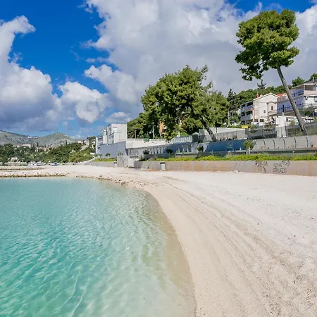 With Parking Space - 24226 Trogir